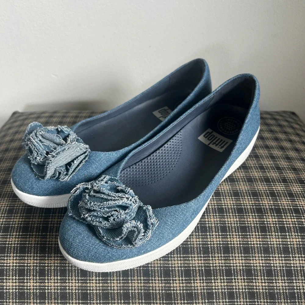 FitFlop Supercomff Frayed Flower‎ Denim Ballet Flats Size 6 Blue